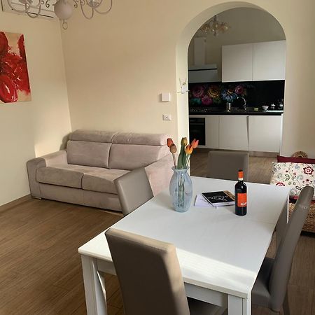 Violet - La Casa Del Pucci Apartment Lucca Ngoại thất bức ảnh
